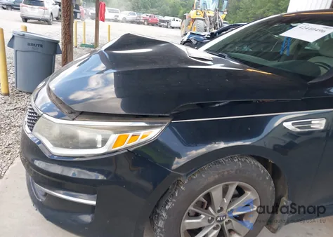 2016 Kia Optima Lx Turbo z USA, uszkodzony, nr VIN 5XXGT4L15GG081233